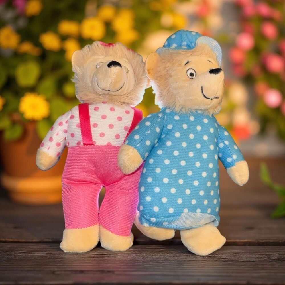 PBS Berenstain Bears Mamma Bear, Sister Bear Stuffed Animal Plush 6” P21